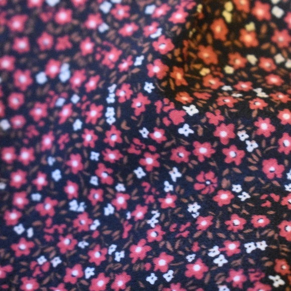 Floral skirt - Picture 2 of 5